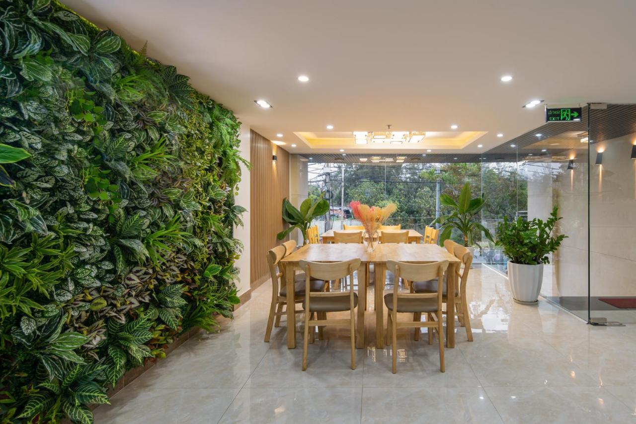 Suri Apartment&Hotel Danang Bagian luar foto